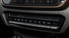 Isuzu D-MAX Interior photo