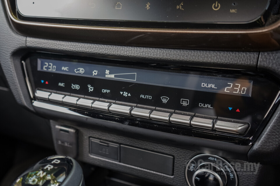 Isuzu D-MAX RG Facelift (2024) Interior