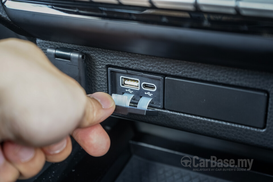 Isuzu D-MAX RG Facelift (2024) Interior