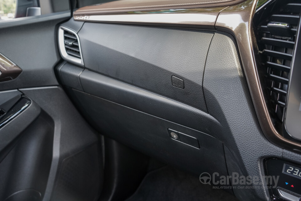 Isuzu D-MAX RG Facelift (2024) Interior