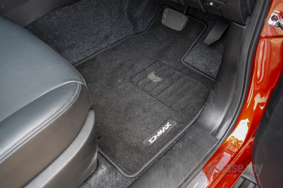 Isuzu D-MAX RG Facelift (2024) Interior