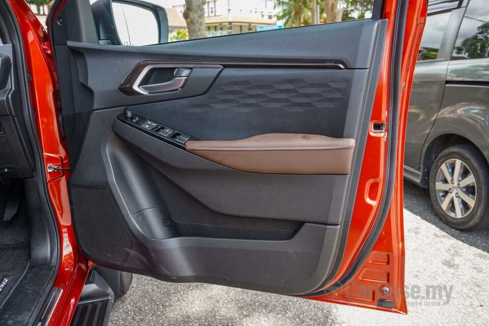 Isuzu D-MAX RG Facelift (2024) Interior