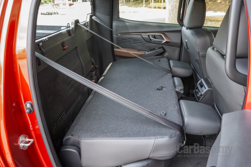 Isuzu D-MAX RG Facelift (2024) Interior