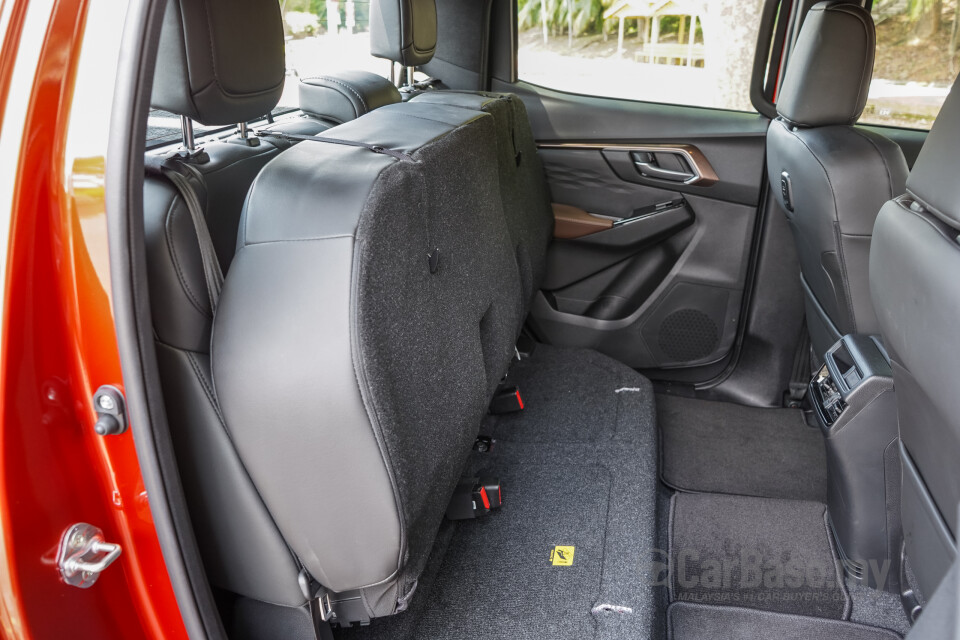 Isuzu D-MAX RG Facelift (2024) Interior