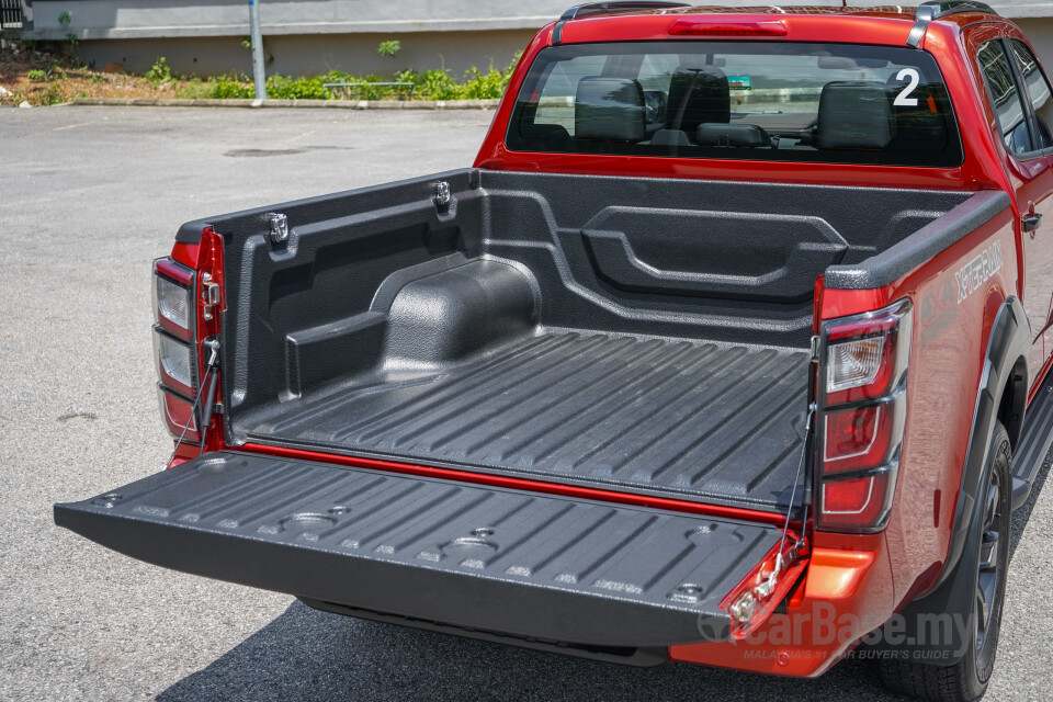 Isuzu D-MAX RG Facelift (2024) Interior