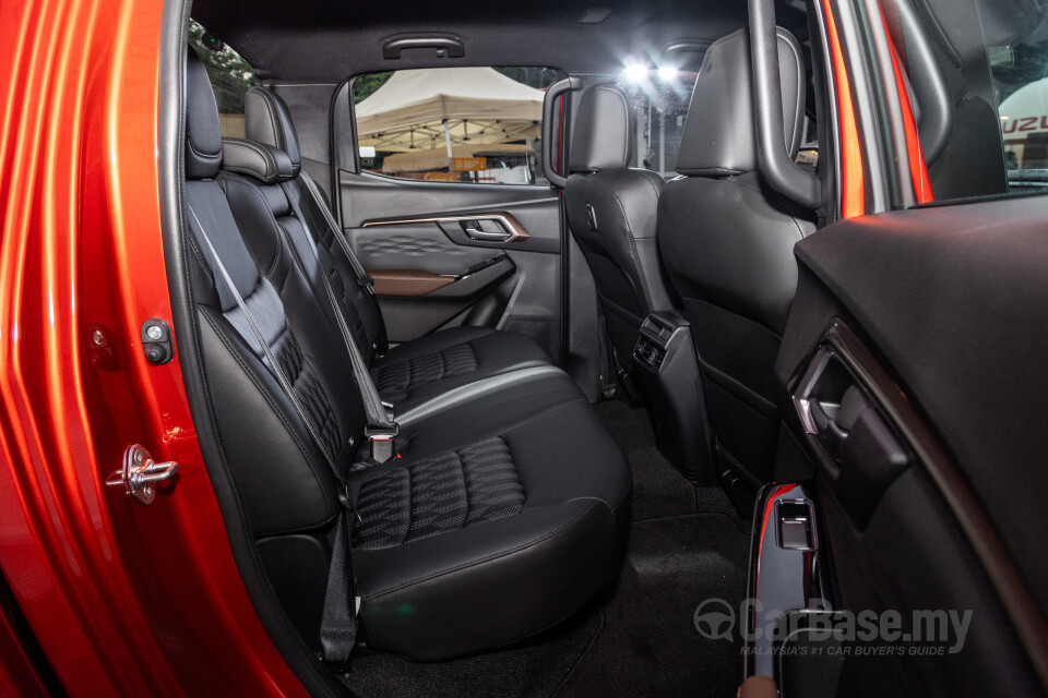 Isuzu D-MAX RG Facelift (2024) Interior