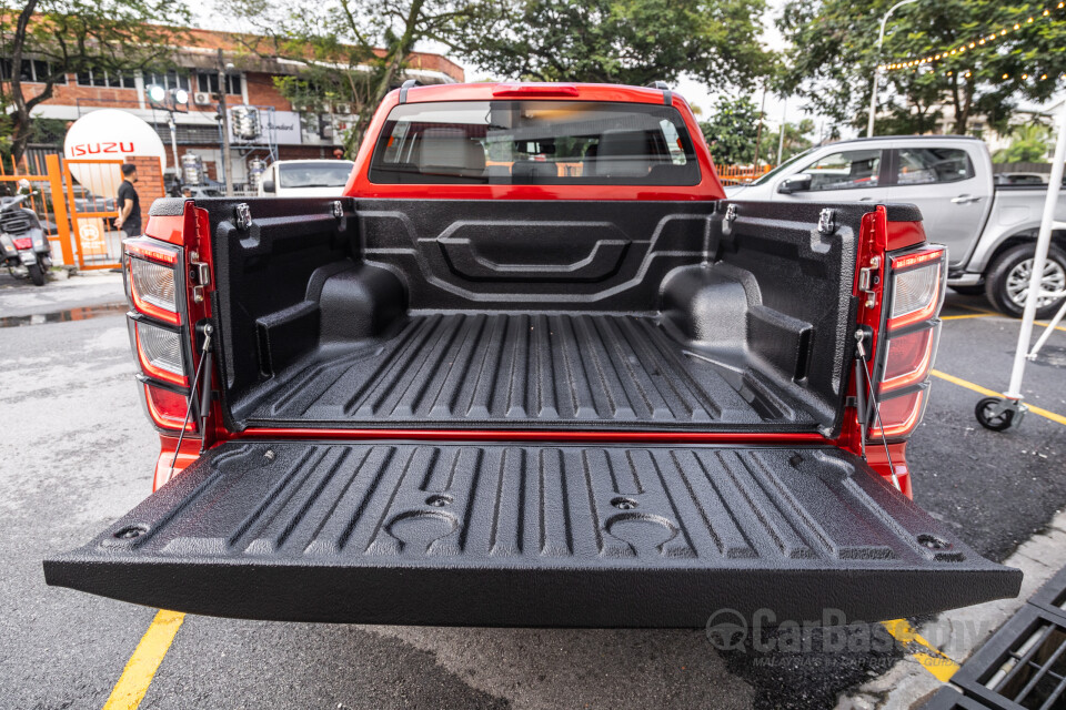 Isuzu D-MAX RG Facelift (2024) Interior