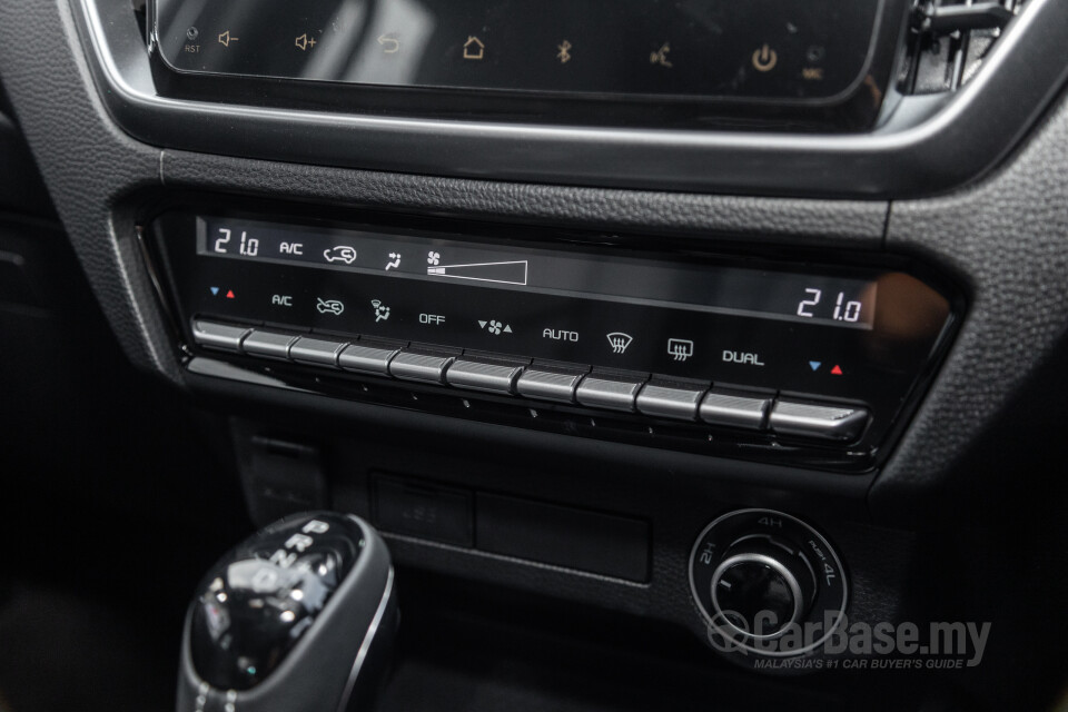 Isuzu D-MAX RG Facelift (2024) Interior