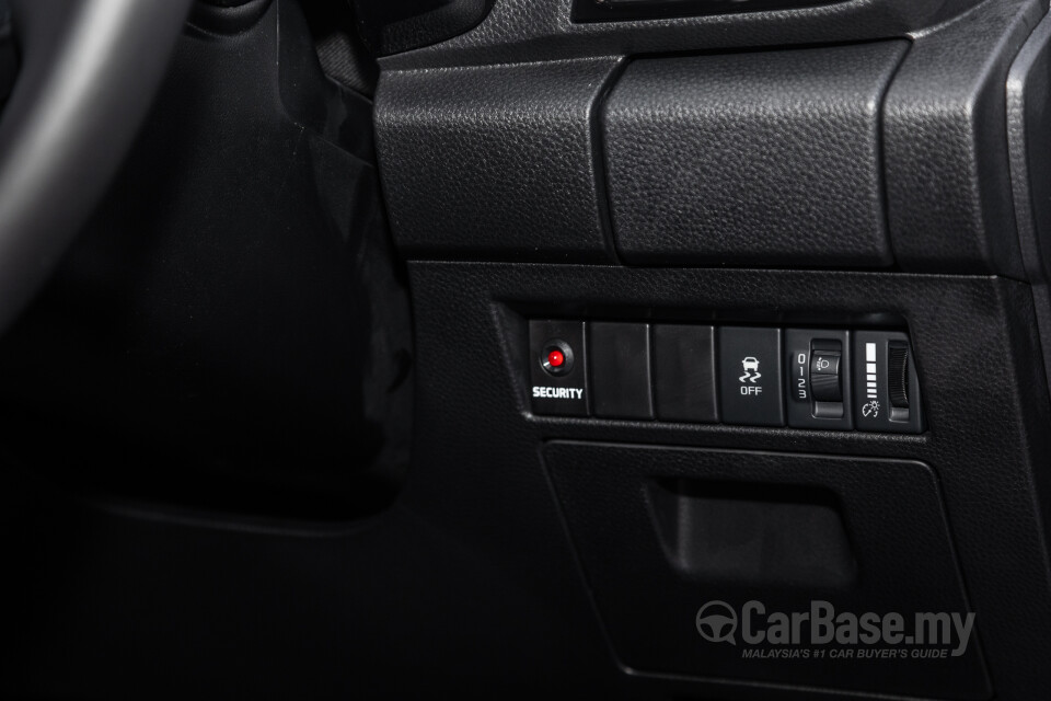 Isuzu D-MAX RG Facelift (2024) Interior