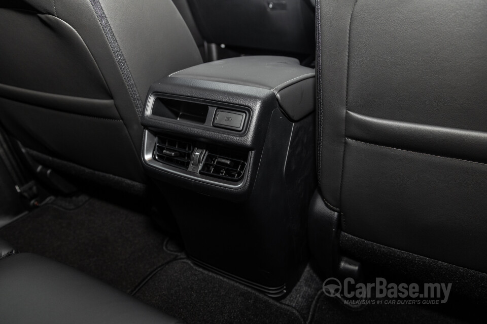 Isuzu D-MAX RG Facelift (2024) Interior