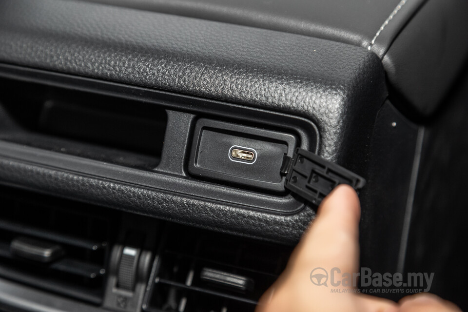 Isuzu D-MAX RG Facelift (2024) Interior
