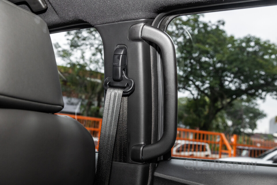 Isuzu D-MAX RG Facelift (2024) Interior