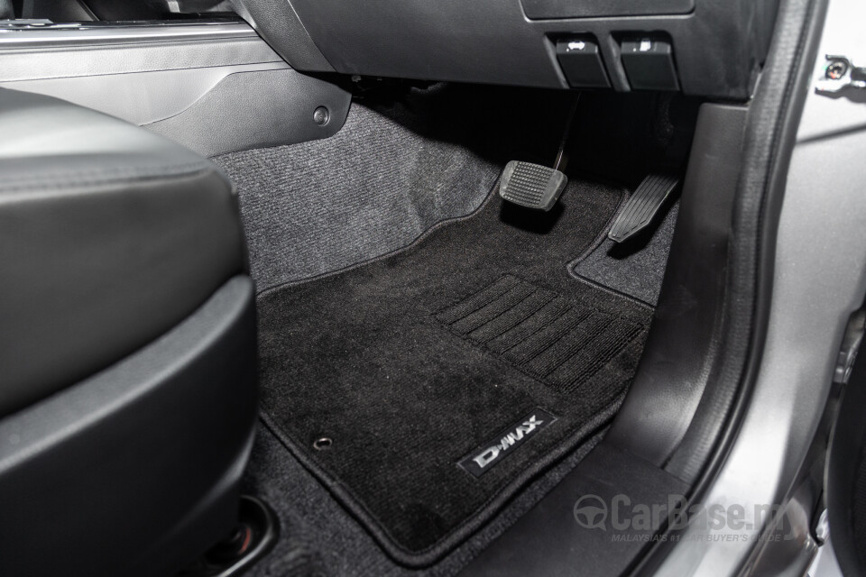 Isuzu D-MAX RG Facelift (2024) Interior