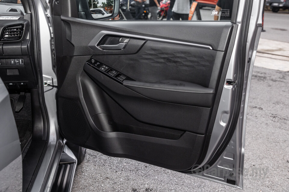 Isuzu D-MAX RG Facelift (2024) Interior