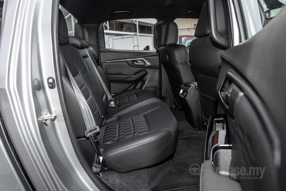 Isuzu D-MAX RG Facelift (2024) Interior