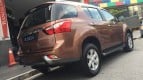 Isuzu MU-X Exterior photo