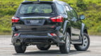 Isuzu MU-X Exterior photo
