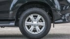 Isuzu MU-X Exterior photo