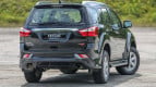 Isuzu MU-X Exterior photo