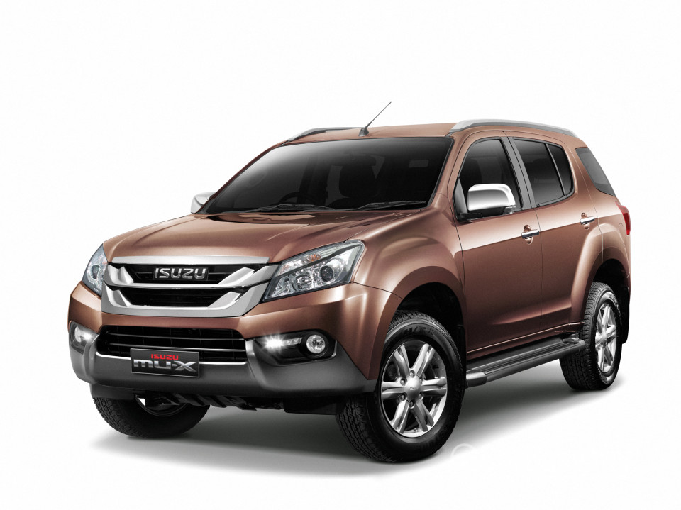 Isuzu MU-X Mk2 (2015) Exterior