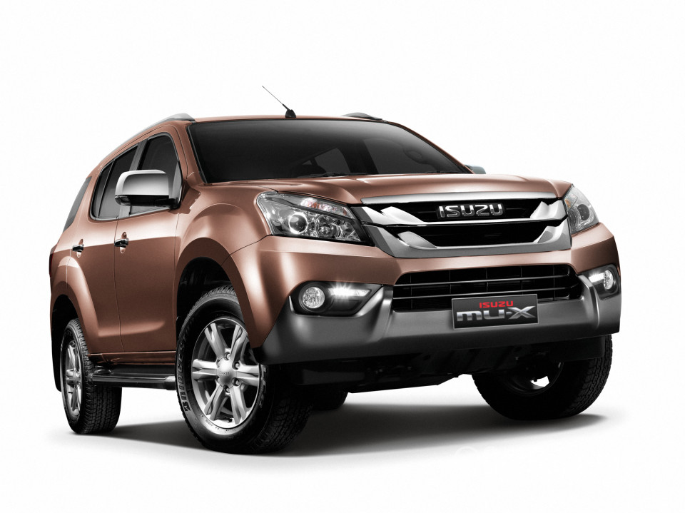 Isuzu MU-X Mk2 (2015) Exterior