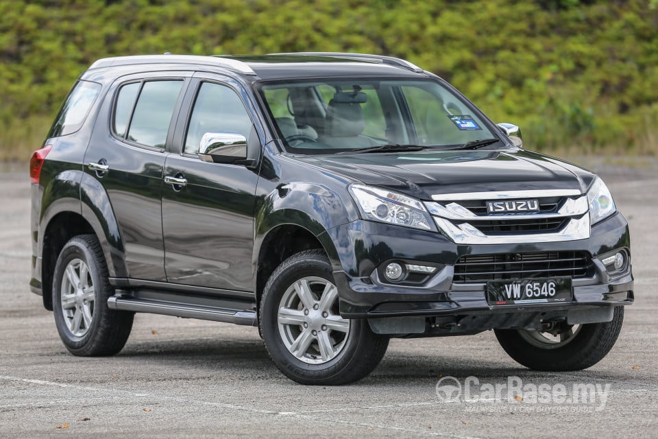 Isuzu MU-X Mk2 (2015) Exterior