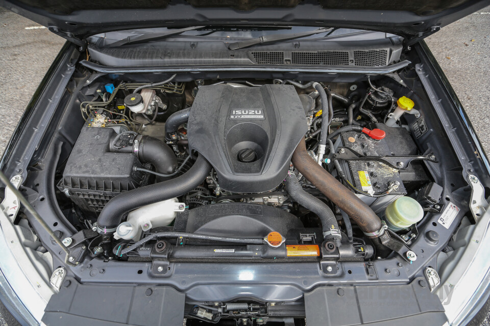 Subaru Outback BN (2015) Exterior