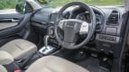 Isuzu MU-X Interior photo