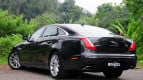 Jaguar XJ Exterior photo