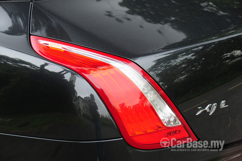 Jaguar XJ X351 (2011) Exterior