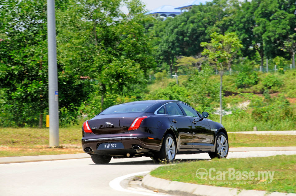 Jaguar XJ X351 (2011) Exterior