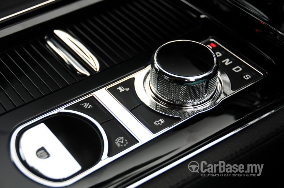 Jaguar XJ X351 (2011) Interior