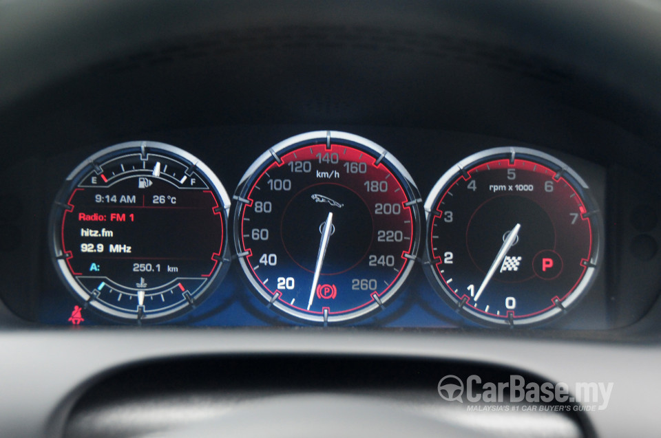 Jaguar XJ X351 (2011) Interior