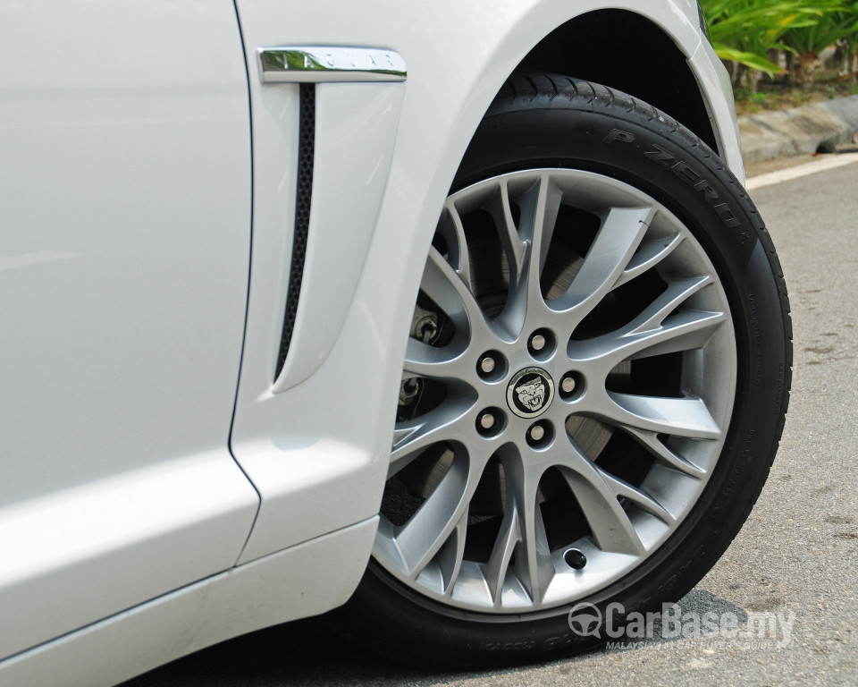Jaguar XF X250 Facelift (2012) Exterior