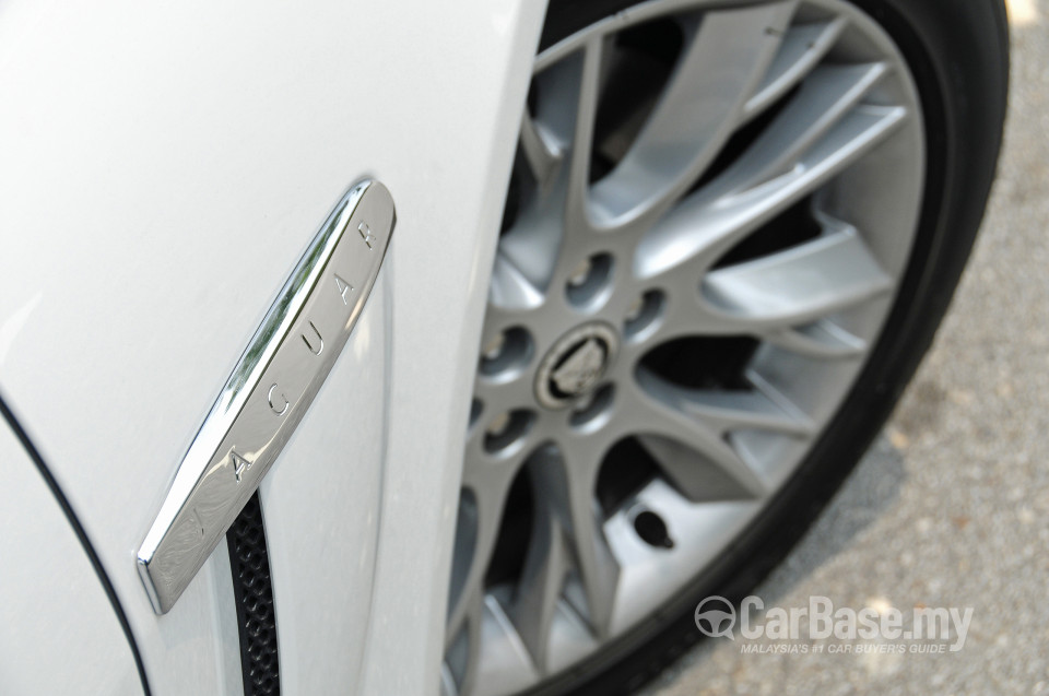 Jaguar XF X250 Facelift (2012) Exterior