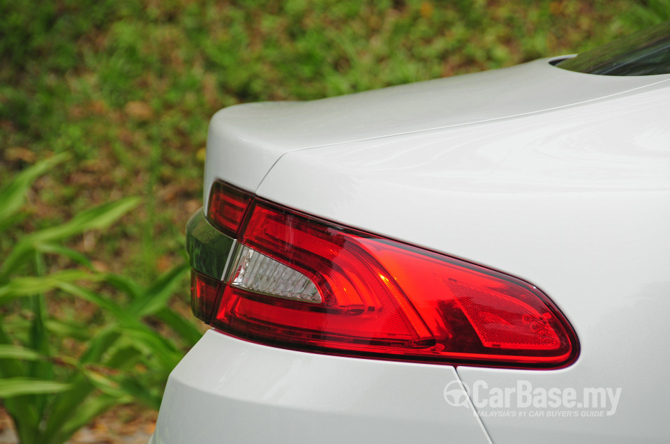 Jaguar XF X250 Facelift (2012) Exterior