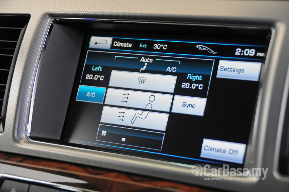 Jaguar XF X250 Facelift (2012) Interior