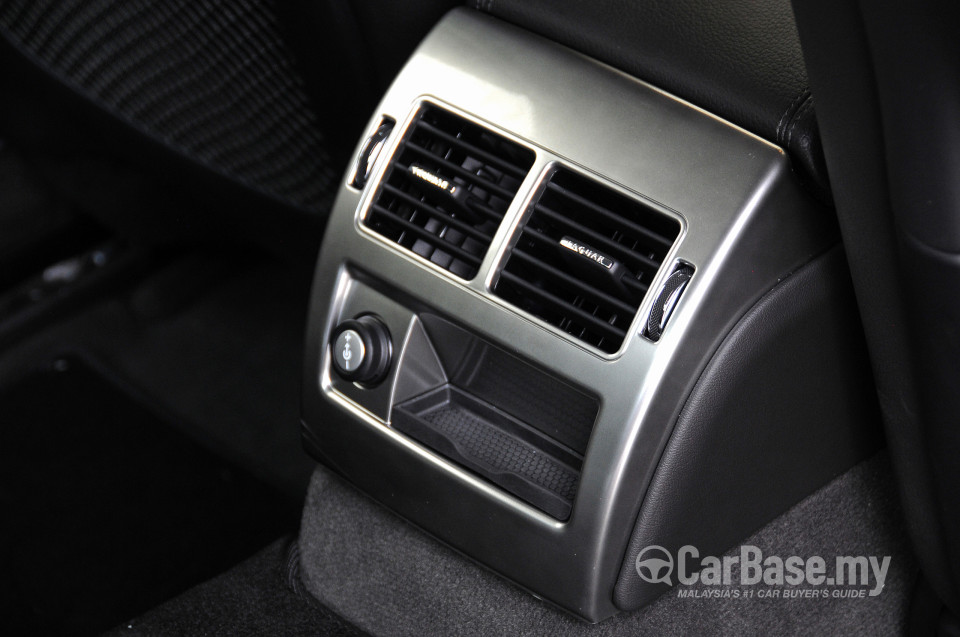 Jaguar XF X250 Facelift (2012) Interior