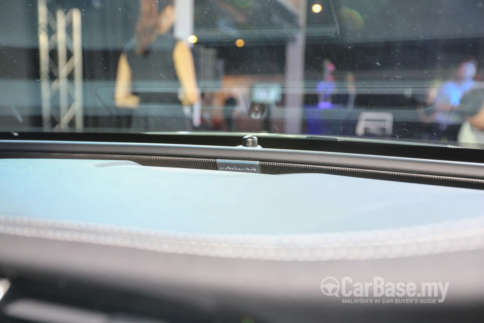 Jaguar XF X260 (2016) Interior