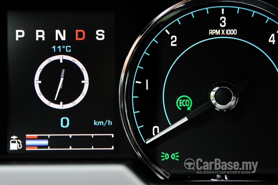 Jaguar XFR X351 (2012) Interior