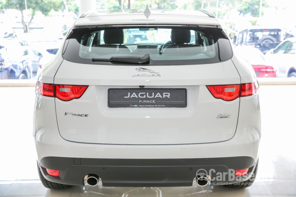 Jaguar F-Pace X761 (2016) Exterior