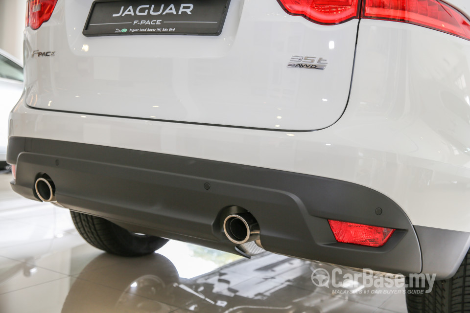 Jaguar F-Pace X761 (2016) Exterior
