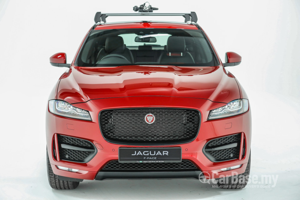 Jaguar F-Pace X761 (2016) Exterior