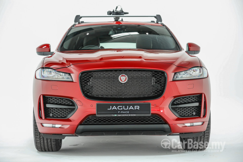 Jaguar F-Pace X761 (2016) Exterior