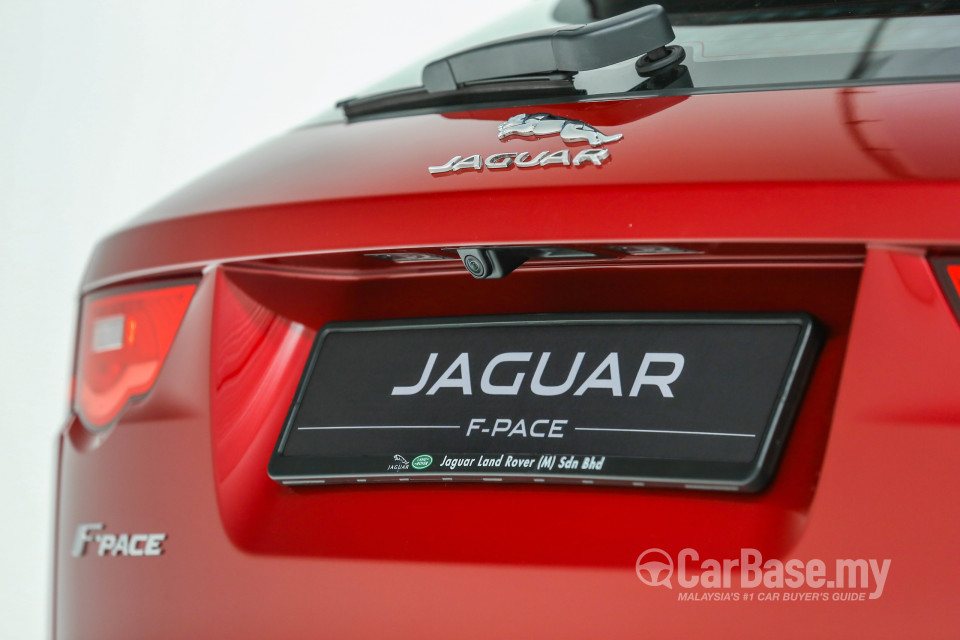 Jaguar F-Pace X761 (2016) Exterior