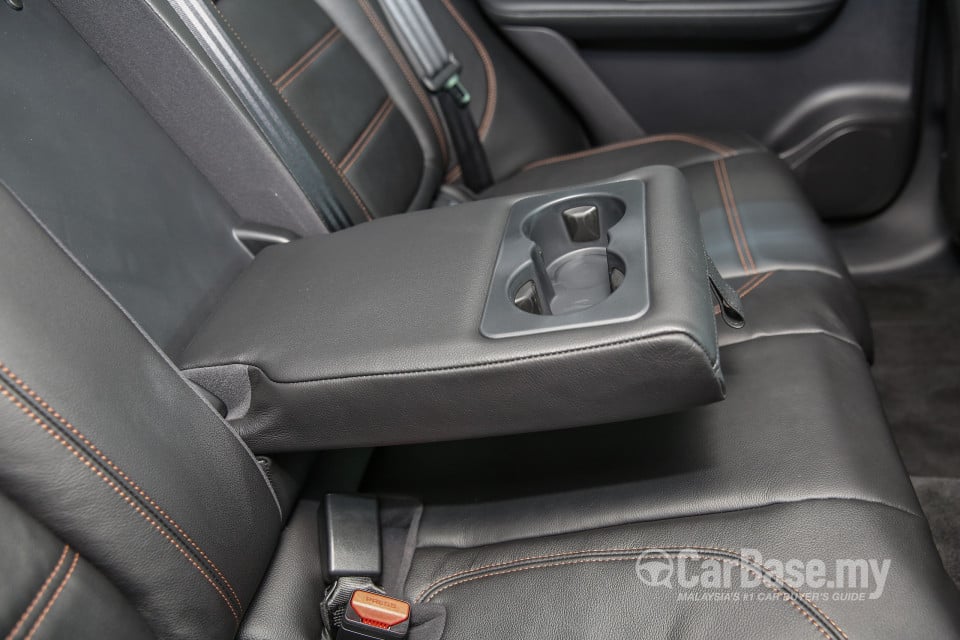 Jaguar F-Pace X761 (2016) Interior