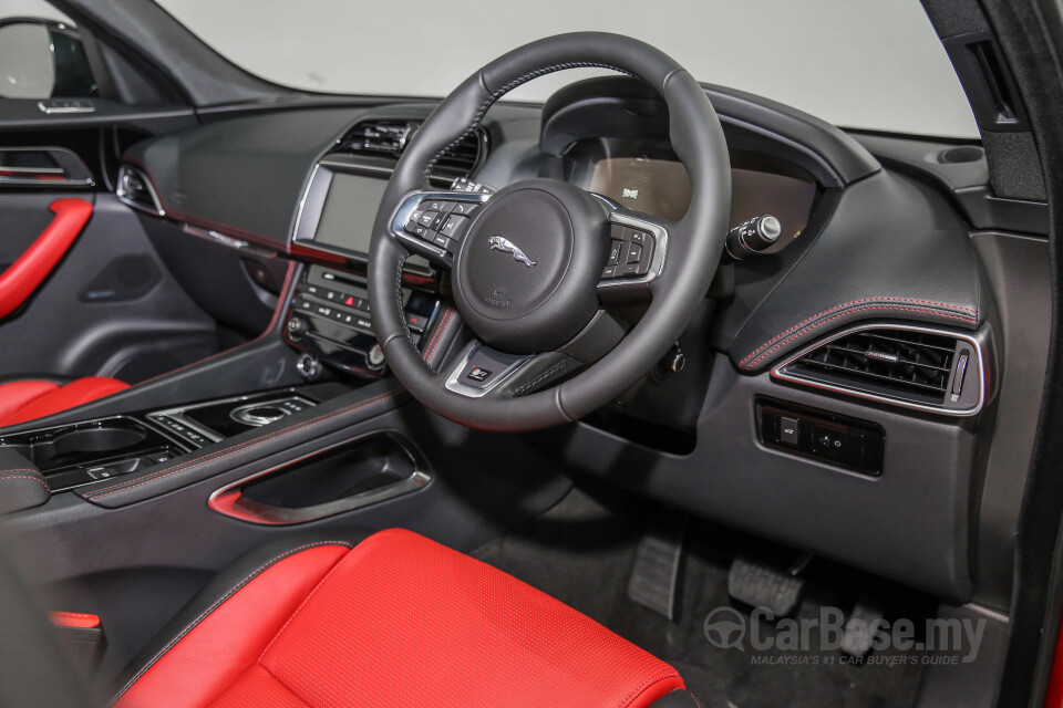 Mitsubishi ASX Mk1 Facelift (2013) Interior