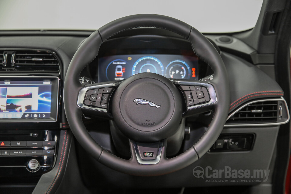 Nissan Navara D23 Facelift (2021) Interior