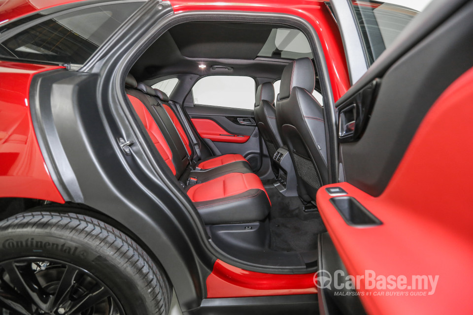 Jaguar F-Pace X761 (2016) Interior