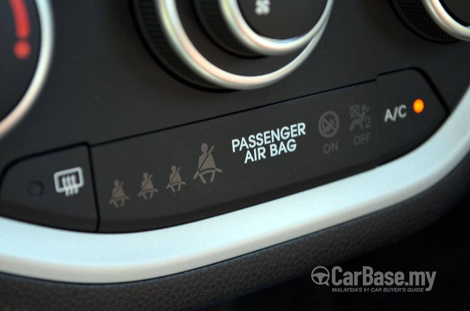 Kia Picanto TA (2013) Interior